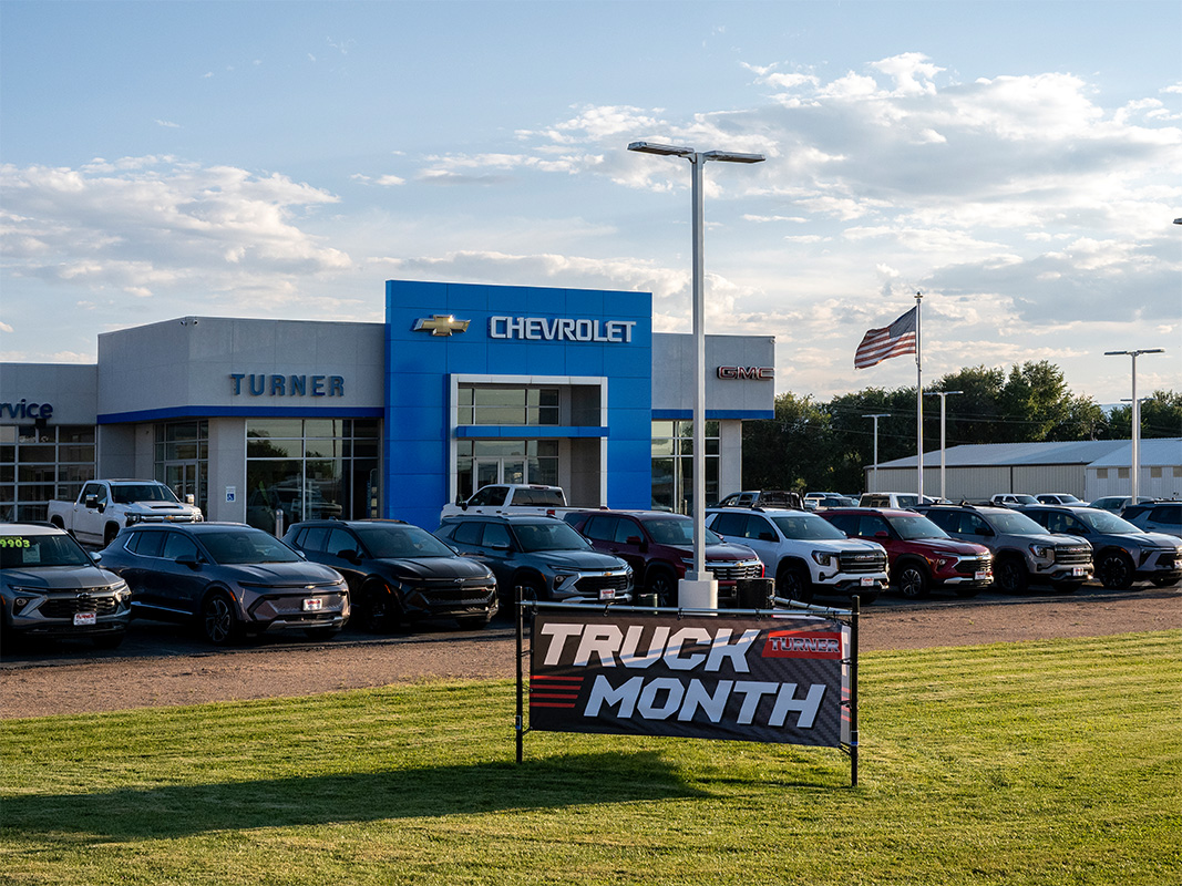 Banner Bar installation at a Chevrolet dealership